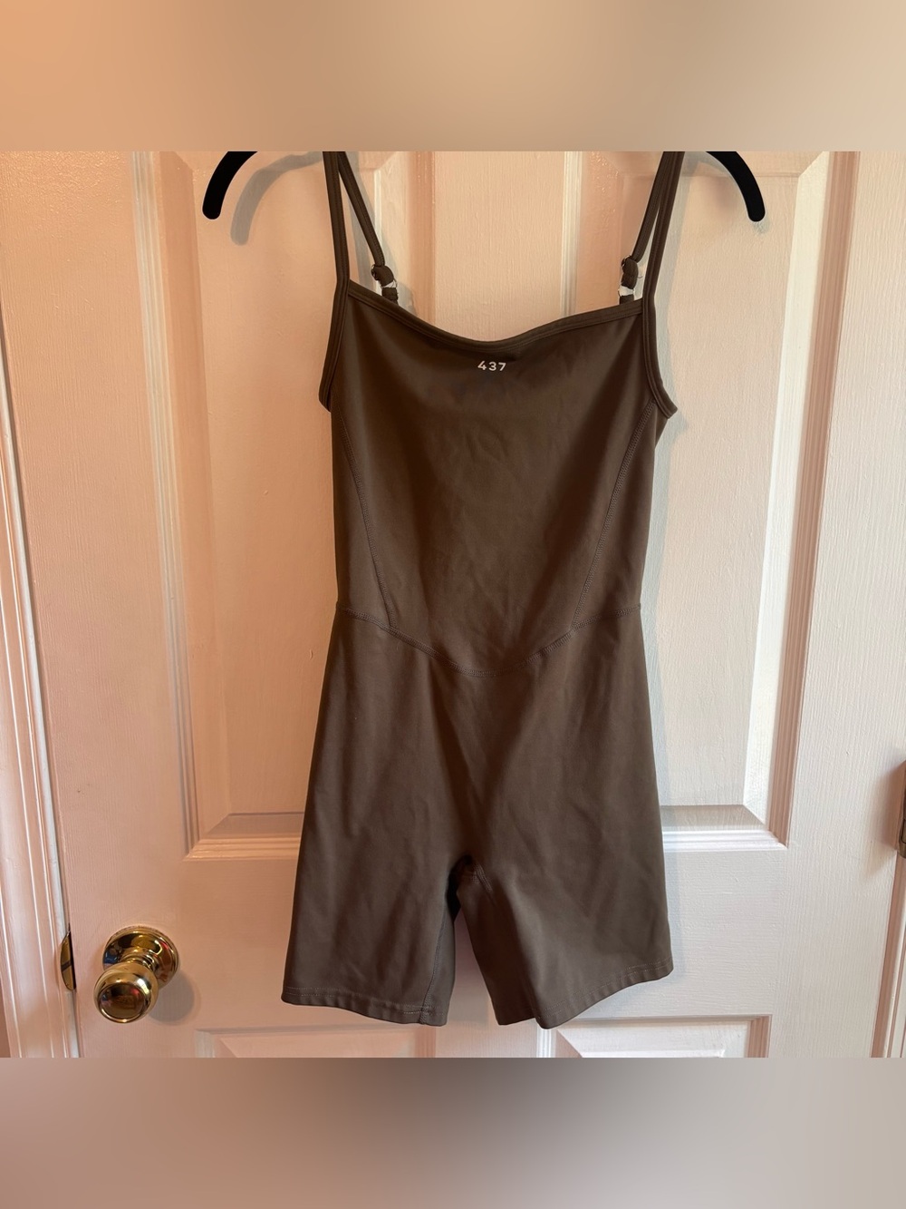 437 The Shorts Onesie Galaxy Brown Romper Jumpsuit Size Small